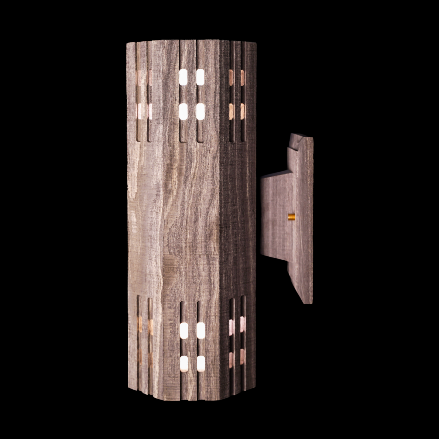 Figure 8: 428MM-16" Sconce